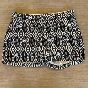 Geometric print shorts